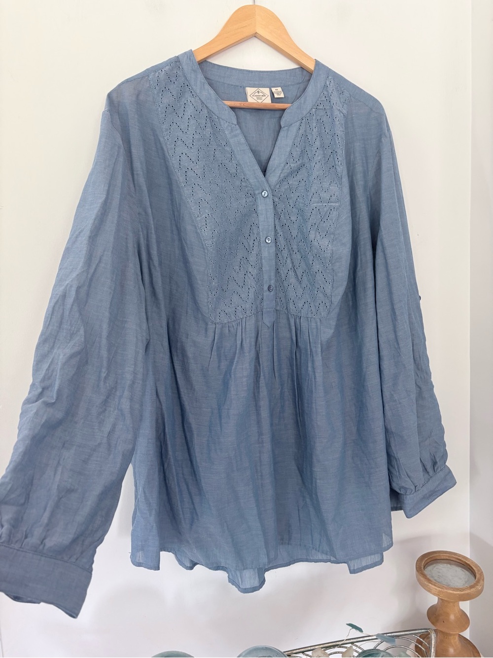 ST JOHN’S BAY 4X Chambray Blue 100% Cotton Popover Tunic Top LS Roll-Tab Eyelet